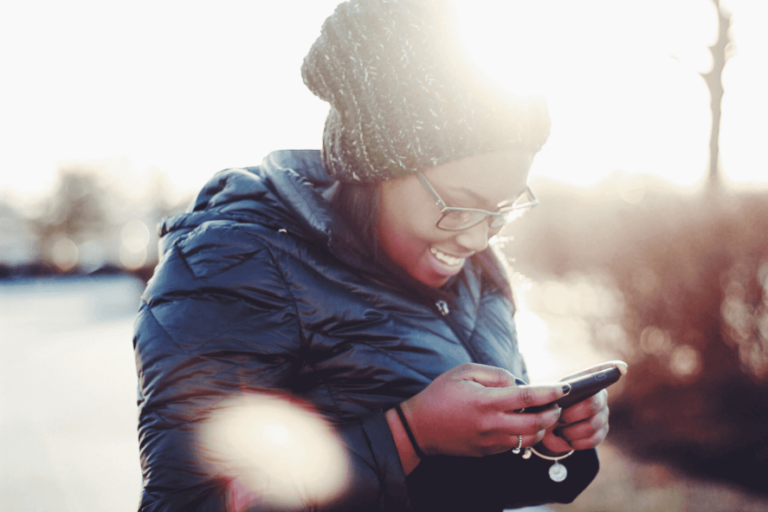 How the language of texting can reveal how long we might stay in a role